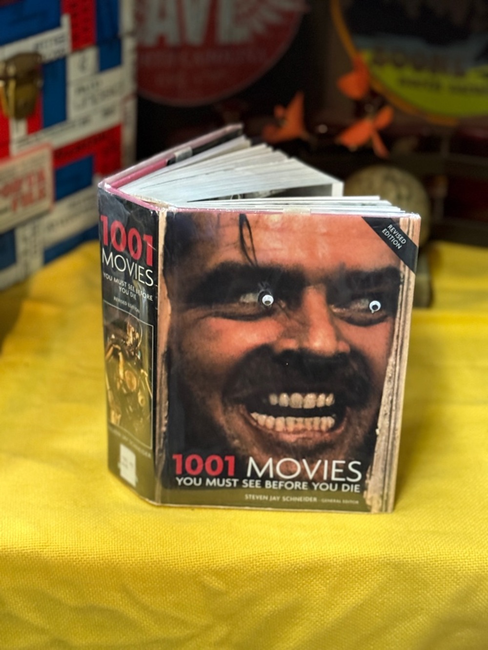 “1000 Movies You Mist See Before You Die” Hardback Book